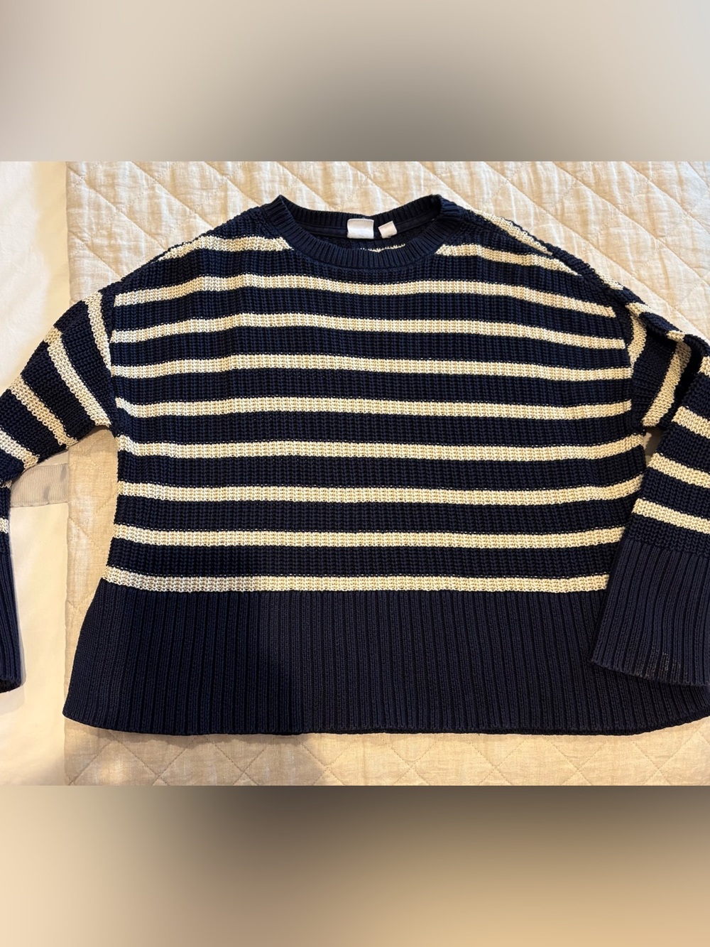 GAP Kids Girls Striped Crewneck Sweater Sz M (8)